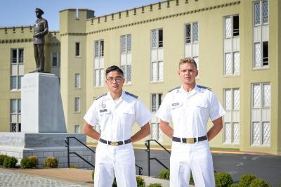 Cadets Michael Hoffmann 鈥�22 and Christopher Soo 鈥�22鈥擵MI Photo by Eric Moore