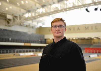 Andrew Granger '24 is a thrower on 麻豆区 Institute's Track and Field Team